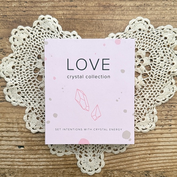 LOVE | Crystal Collection - Picture 1 of 5